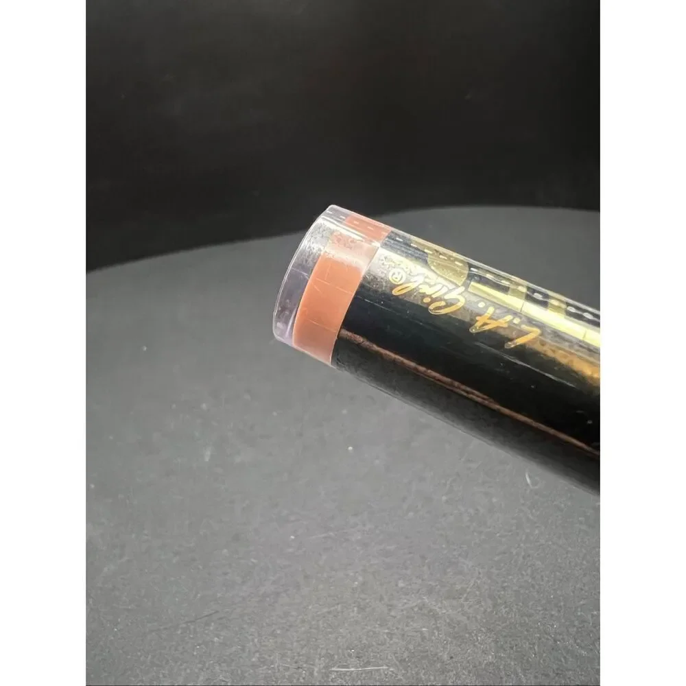 LA Girl Matte Flat Velvet Lipstick in GLC812 Snuggle Warm Toned Nude